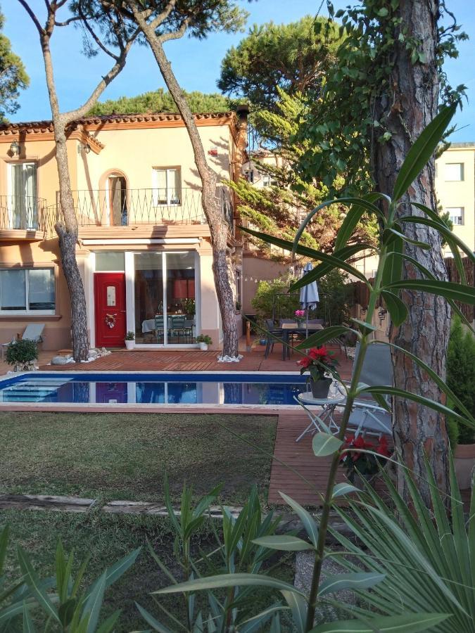 Villa Bella Estanca Castelldefels Ngoại thất bức ảnh