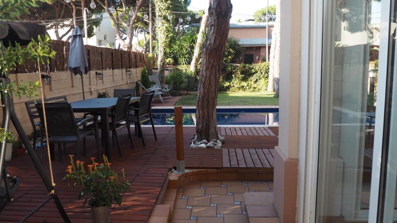 Villa Bella Estanca Castelldefels Ngoại thất bức ảnh