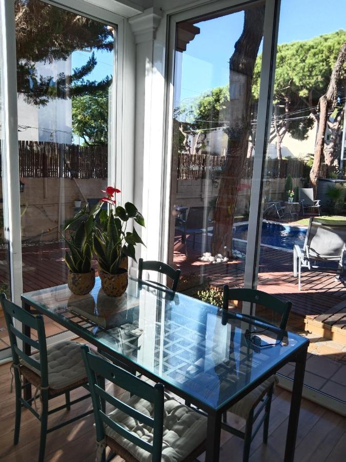 Villa Bella Estanca Castelldefels Ngoại thất bức ảnh